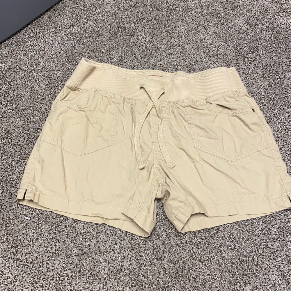 Youth size 16 Arizona khaki shorts